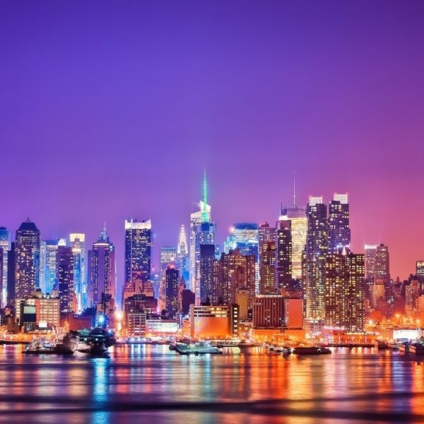 new_york_city_skyline_at_night-wallpaper-1366x768